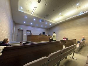 Deklarohen dy të dëmtuar dhe dy dëshmitar në rastin ndaj të akuzuarit për korrupsion